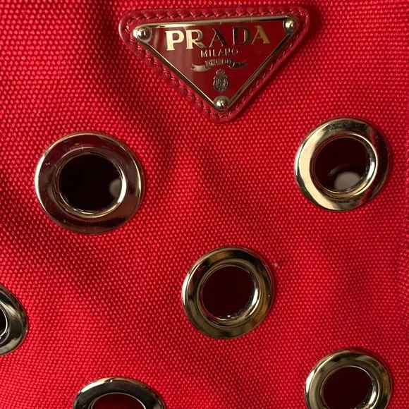 Prada Canapa limited edition crossbody/handbag - Picture 2 of 10